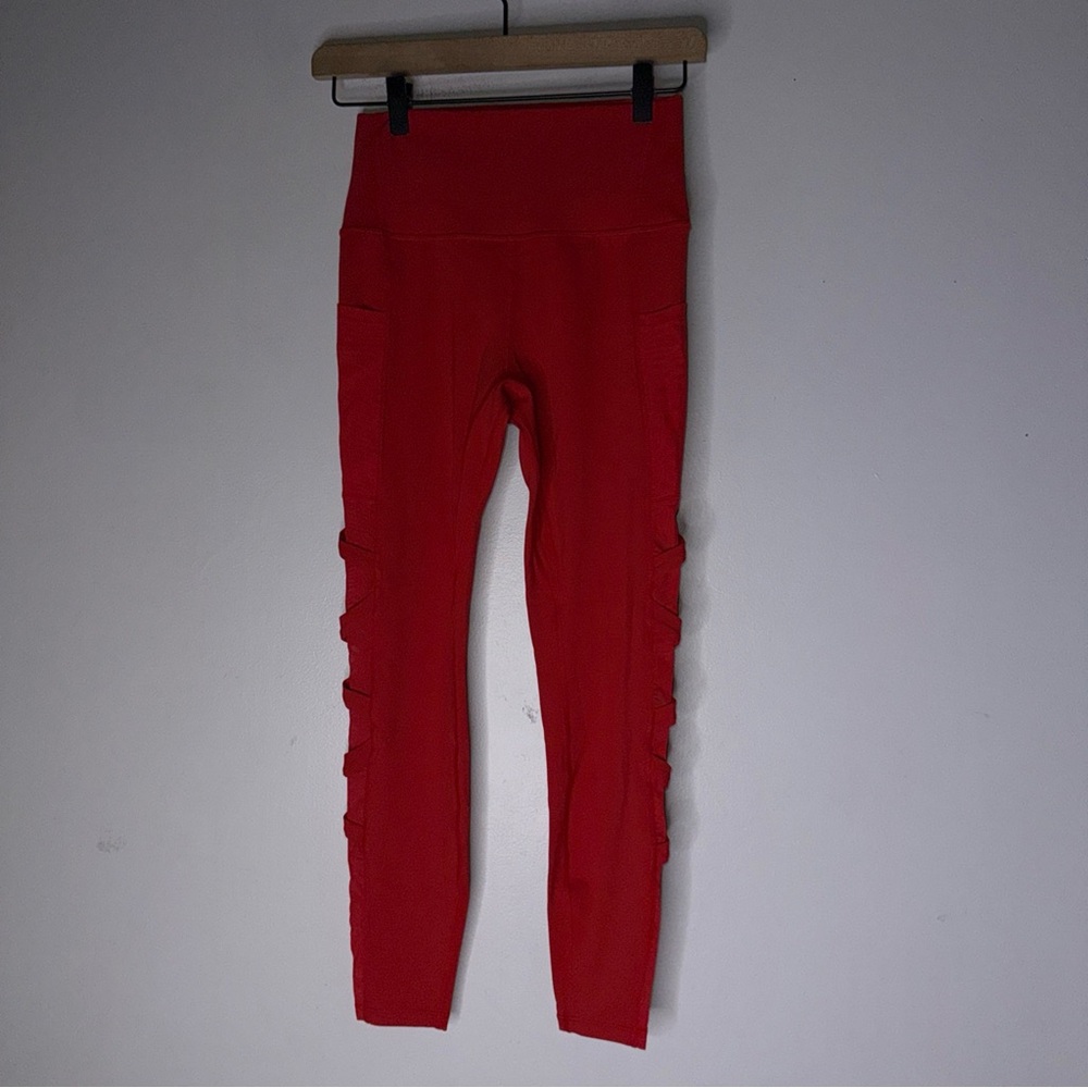 NWT Halara Speedwave Red 7/8 Leggings Size Small